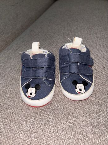 chaussure bébé mickey 