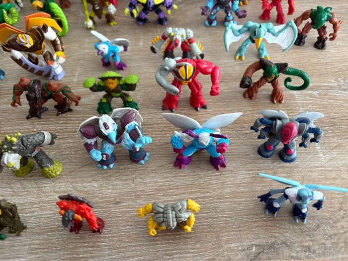 Gros lot de figurines gormiti - photo numéro 4
