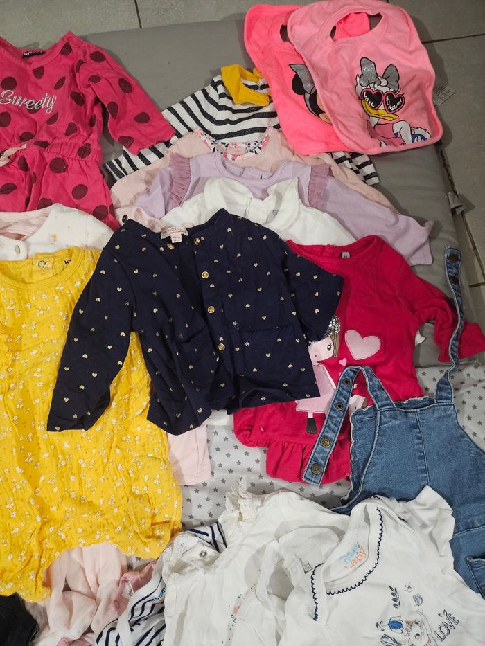 Lots de vêtements 6 mois - photo numéro 5
