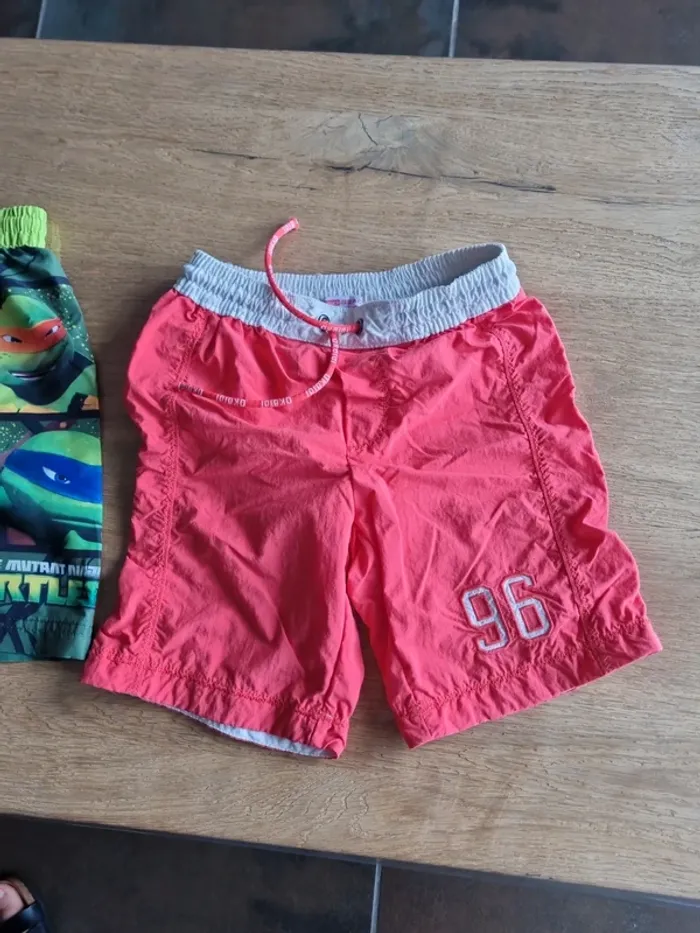Lot 2 shorts de bain - photo numéro 2