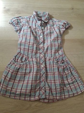 Robe 4 ans