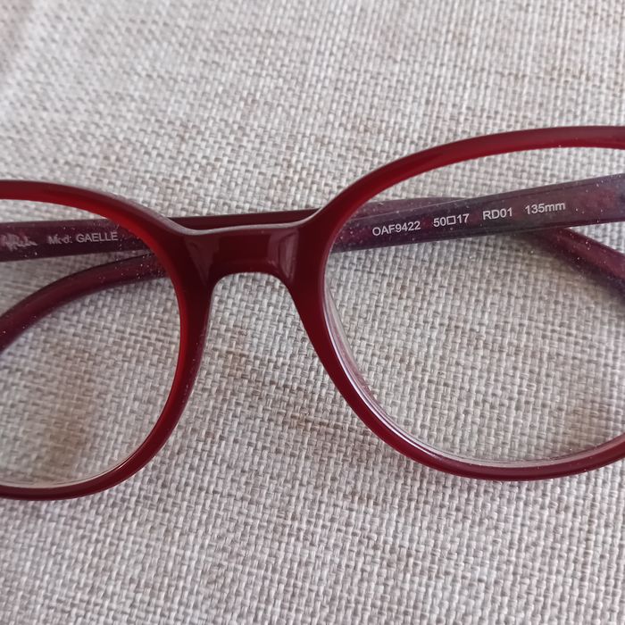 Faby27800 Monture lunettes Afflelou modèle Gaëlle Couleur : bordeaux - photo numéro 5