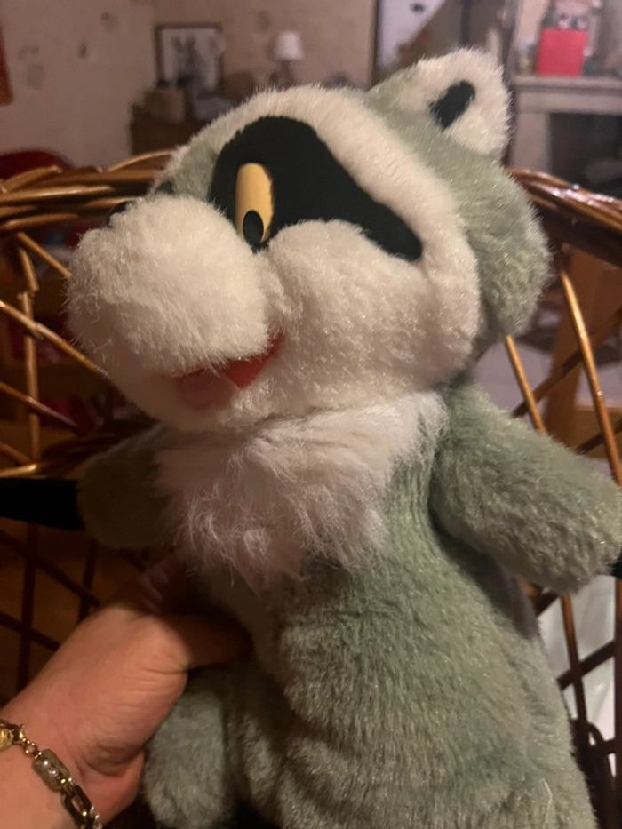 Meeko pocahontas Disney 1995 - photo numéro 5