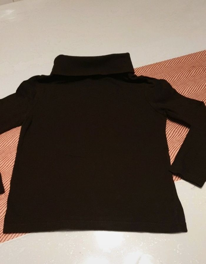 Sous pull okaidi 5ans - photo numéro 2