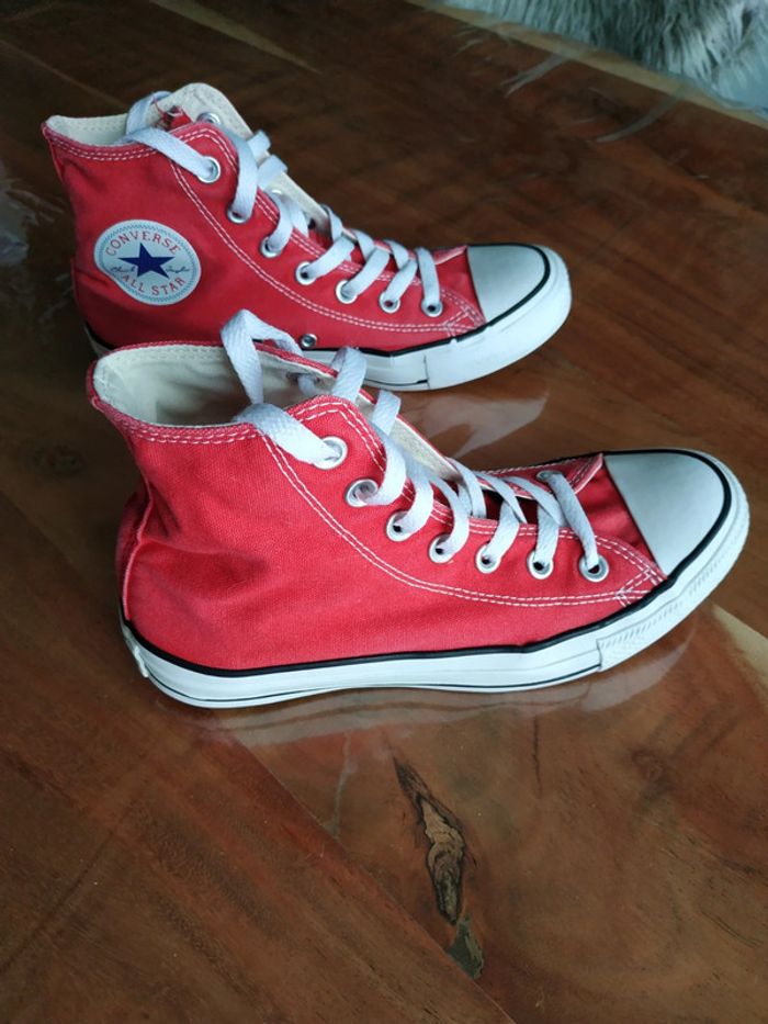 Baskets montantes rouges Converse t. 37 - photo numéro 4