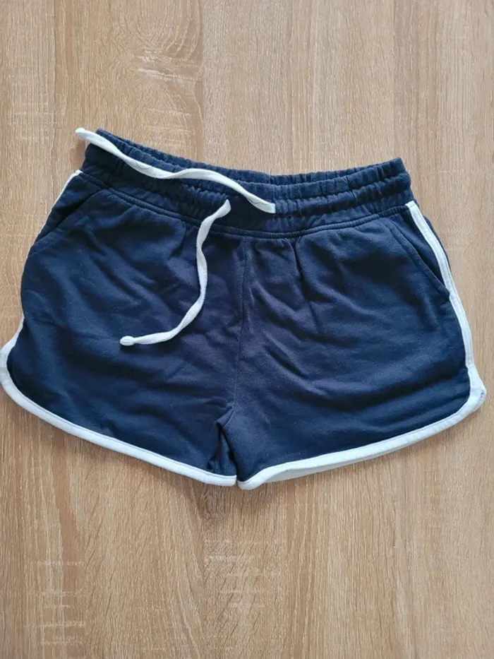 Short fille la halle 8 ans