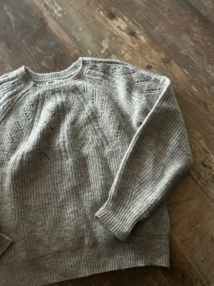 Pull doux gris perle - photo numéro 2