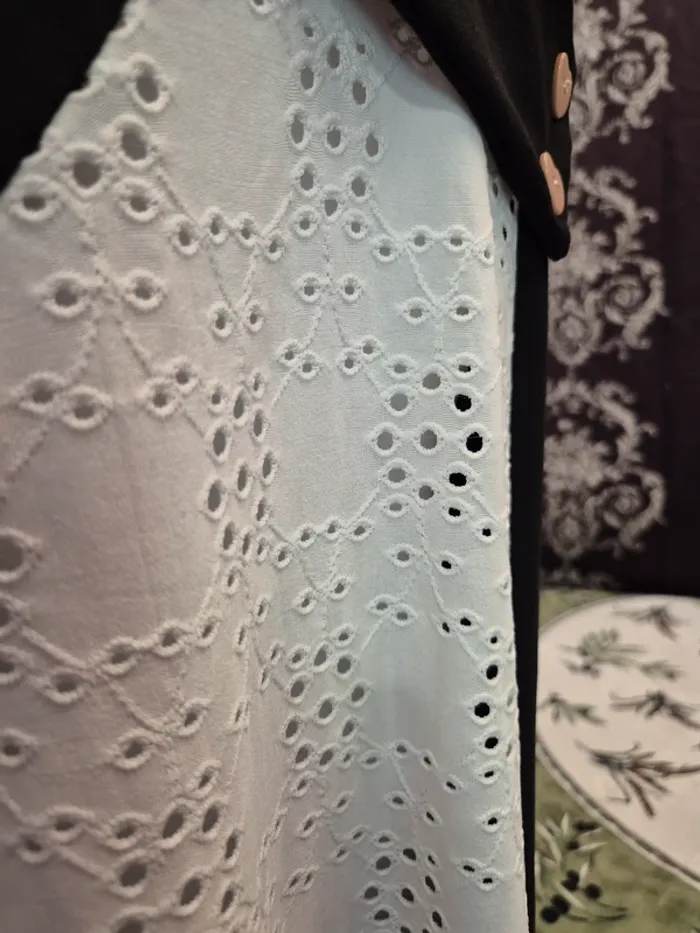 🖤 Robe ample Noire et Blanche🖤 - photo numéro 6