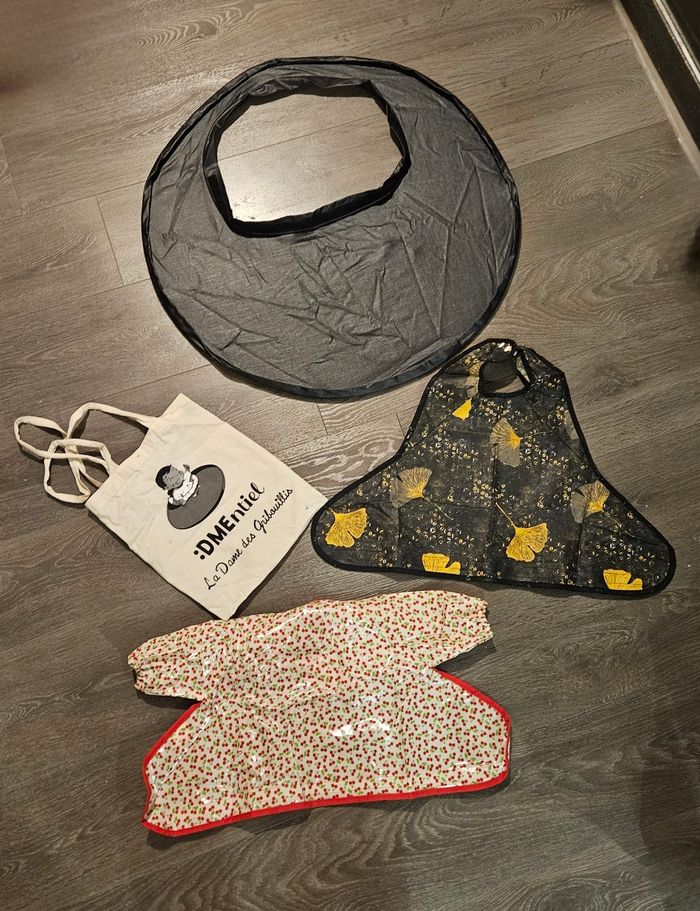 Plateau + 2 bavoirs à scratch DMEntiel