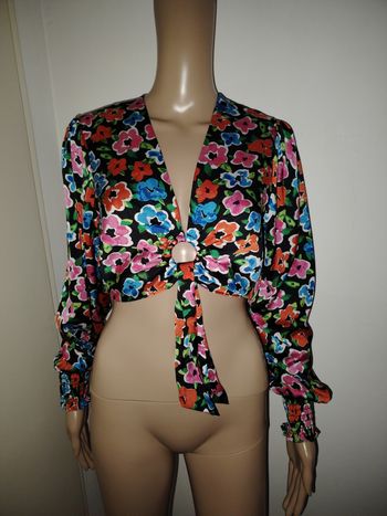 Top court amisu fleurie taille M