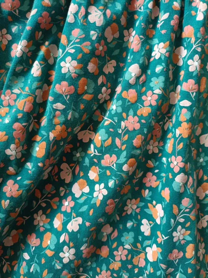 Superbe robe fleurie TAO 10 ans - photo numéro 3