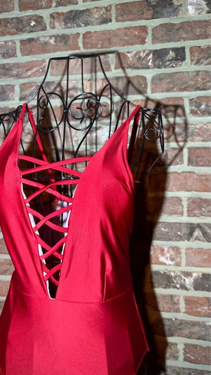 Maillot une pièce rouge bordeaux Shein Taille S / 36 - photo numéro 3