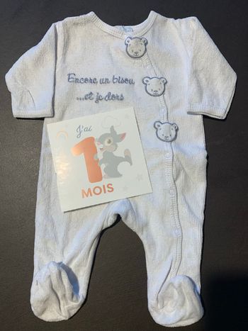 Pyjamas 1 mois