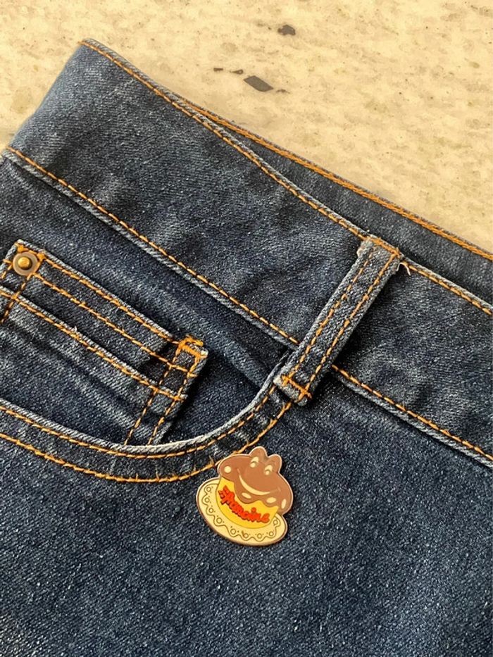 Pin’s vintage publicitaire Francine - photo numéro 2