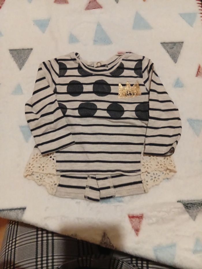 T-shirt avec couronne