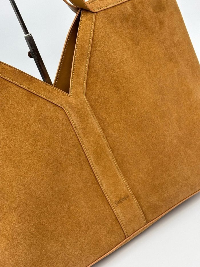 Yves Saint Laurent - photo numéro 8