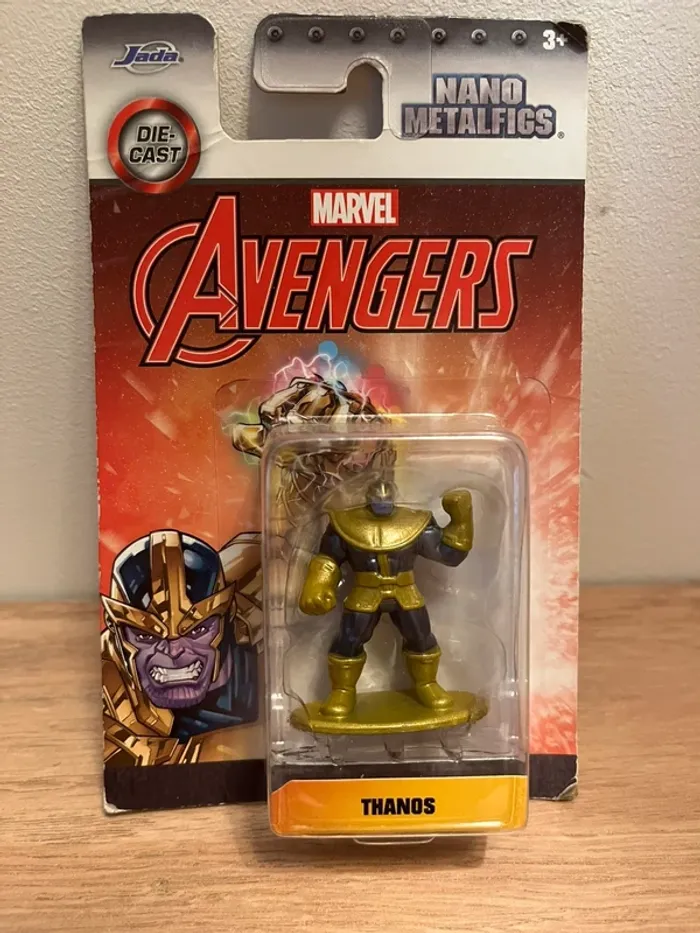 Mini Figurine Thanos Nano Metalfigs