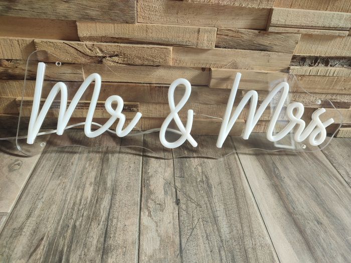 💡 Néon "Mr & Mrs" – Décoration lumineuse mariage / chambre / événement 💍