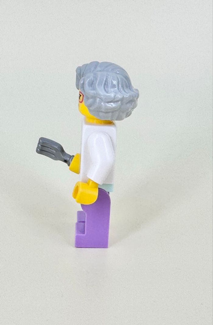 Lego Figurines Ideas : La Nonna en atelier Pâtisserie de la Riviera Italienne - NEUF - photo numéro 4