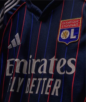 Maillot Olympique Lyonnais 2025/2026 Taille S