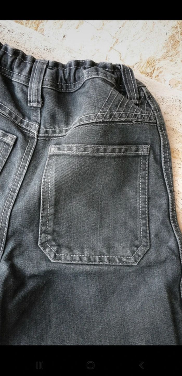 Bermuda ou short 8 ans - photo numéro 8