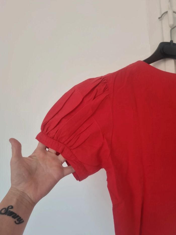 Haut rouge - photo numéro 4