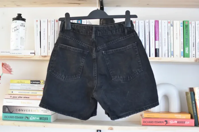 Short Zara en taille 36 - Très bon état - photo numéro 2