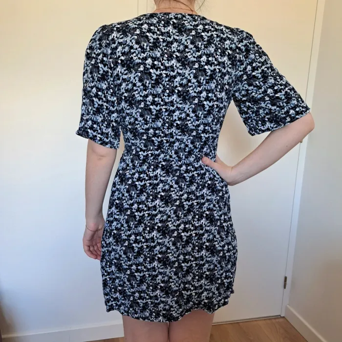 Robe courte - photo numéro 2