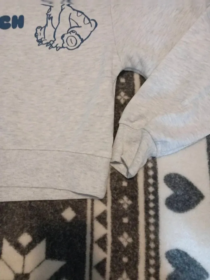Sweat stitch 12-13 ans très bon état - photo numéro 3