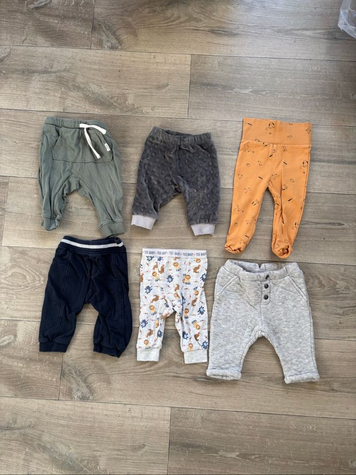 Lot pantalons 6 mois - photo numéro 2