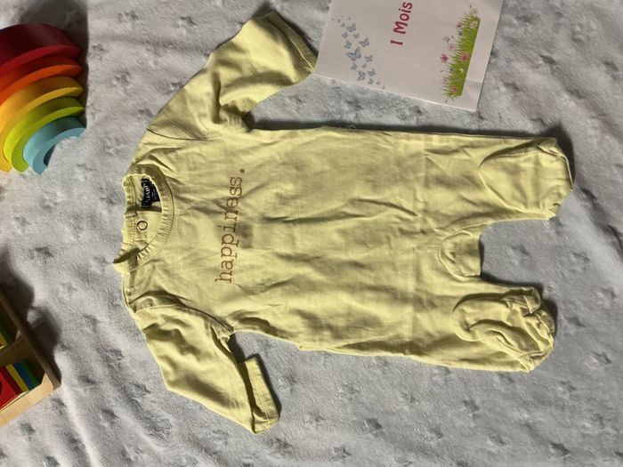 pyjama grenouillère en coton jaune clair 1 mois kiabi inscription devant - photo numéro 2