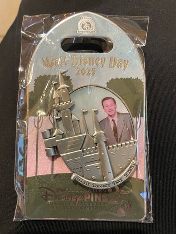 Pin’s Walt Disney Day 2025