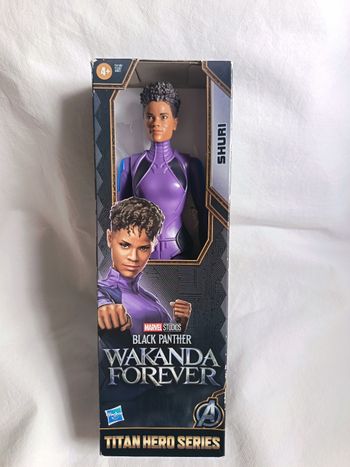 Figurine 30cm Shuri black panther wakanda forever