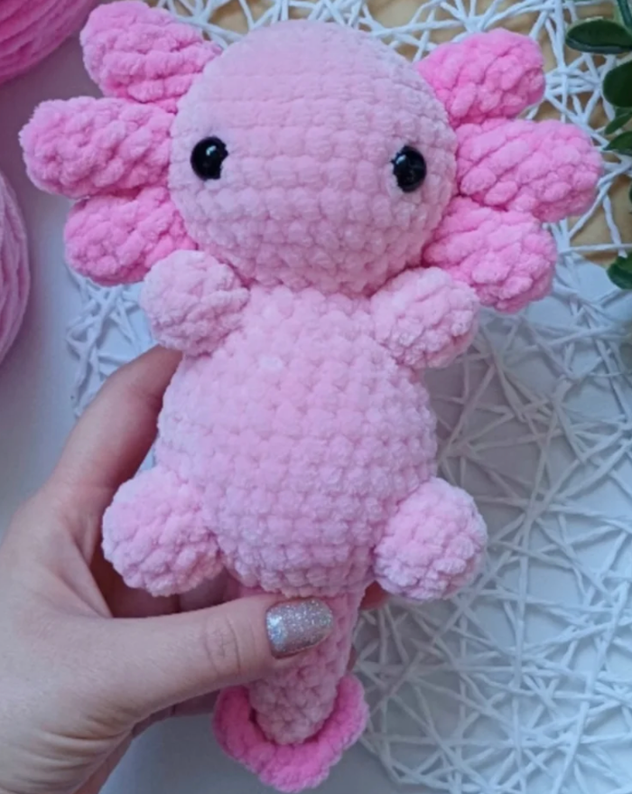 🦎 Peluche Axolotl au crochet – Fait main avec amour (Orléans)