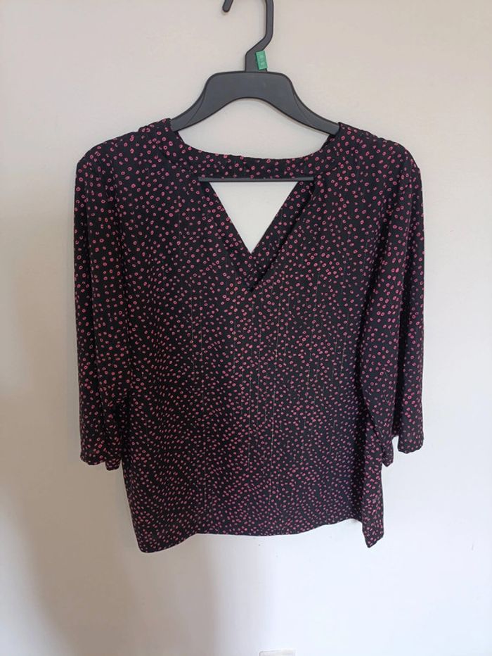 Blouse noire à pois roses décolleté V original vintage