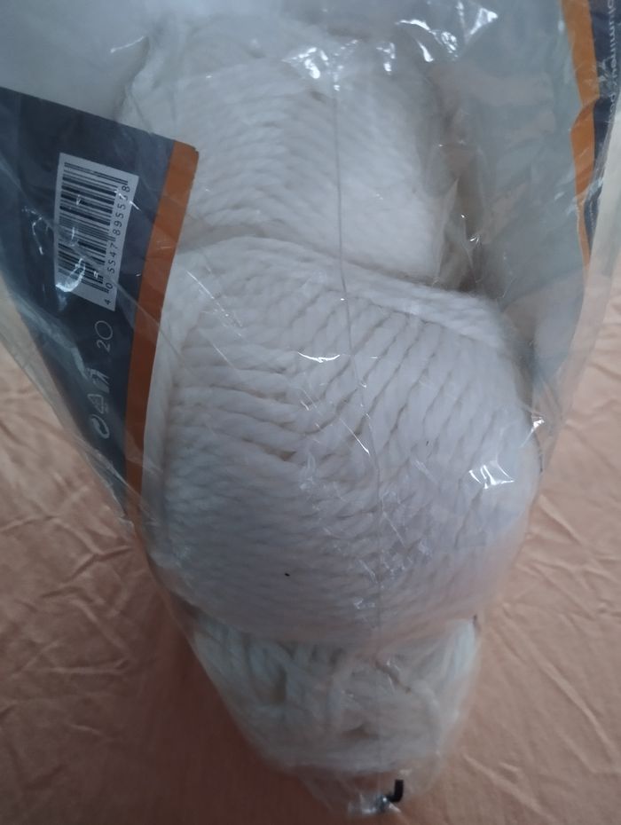 * Lot de 5 pelotes blanches Amelie par Crelando - photo numéro 2