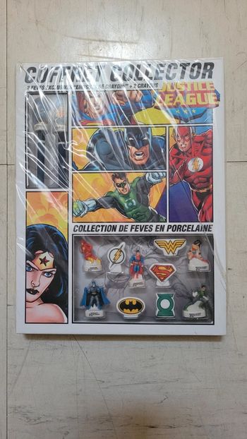 Coffret collection fèves porcelaine justice league