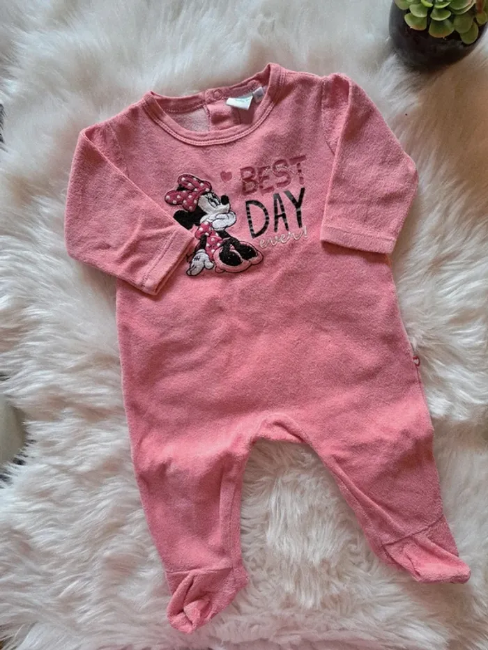 Lot de 4 pyjamas - photo numéro 3