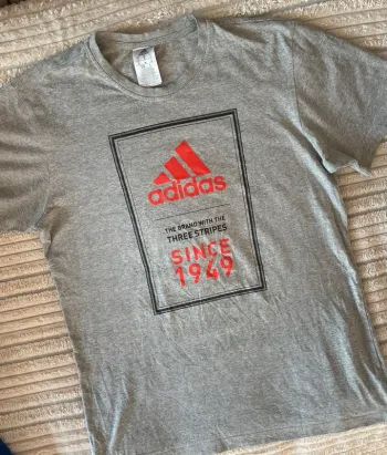 T shirt adidas