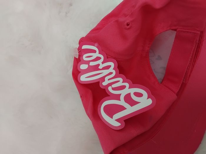 Casquette fille Barbie neuf, taille 54 - photo numéro 3