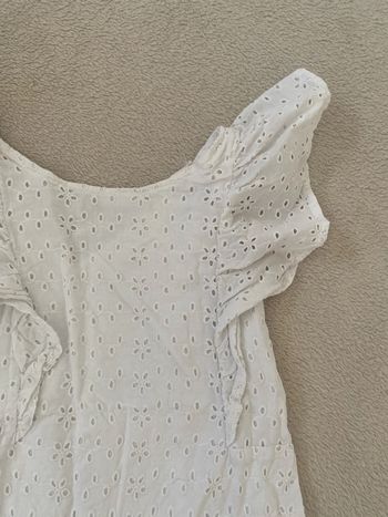 Robe dentelle dos nue 5 ans