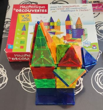 Jeu magnétique et découvertes dujardin 