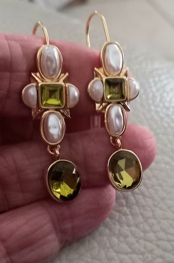 Boucles d'oreilles doré inoxydable cristal vert perle