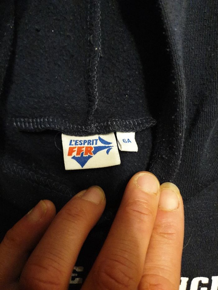 Sweet à capuche - photo numéro 2