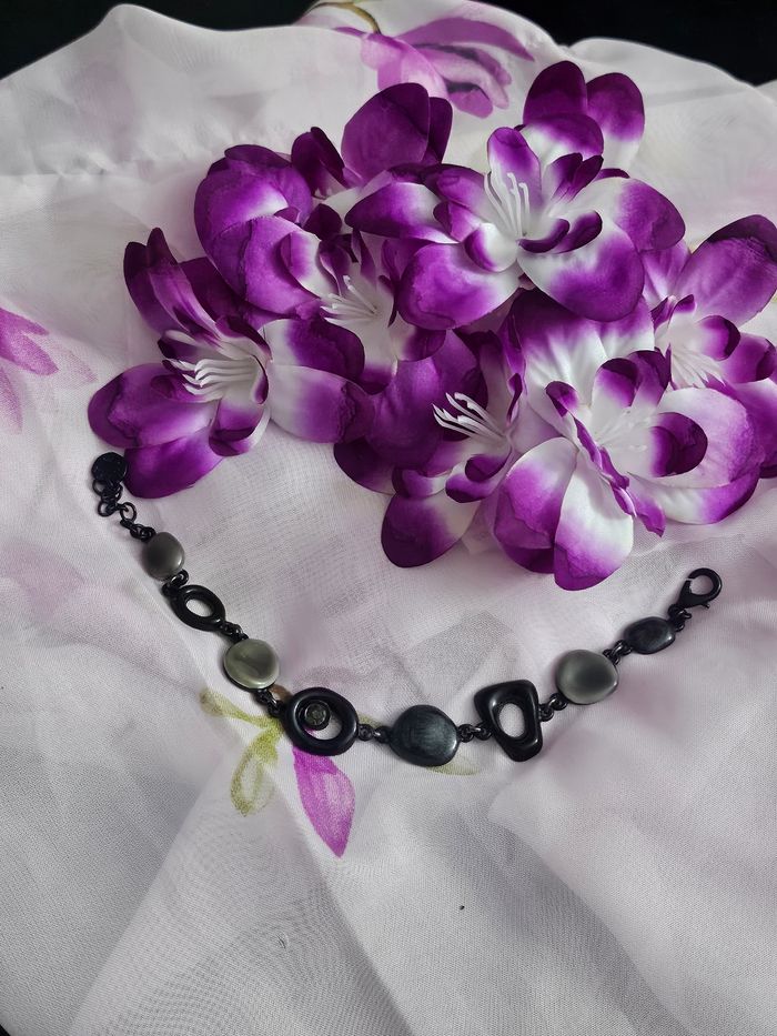 Bracelet de gris et de noir