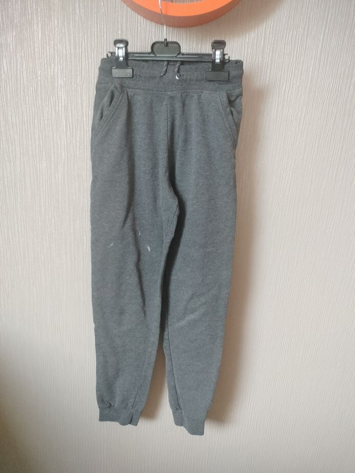 Jogging taille 11 12ans