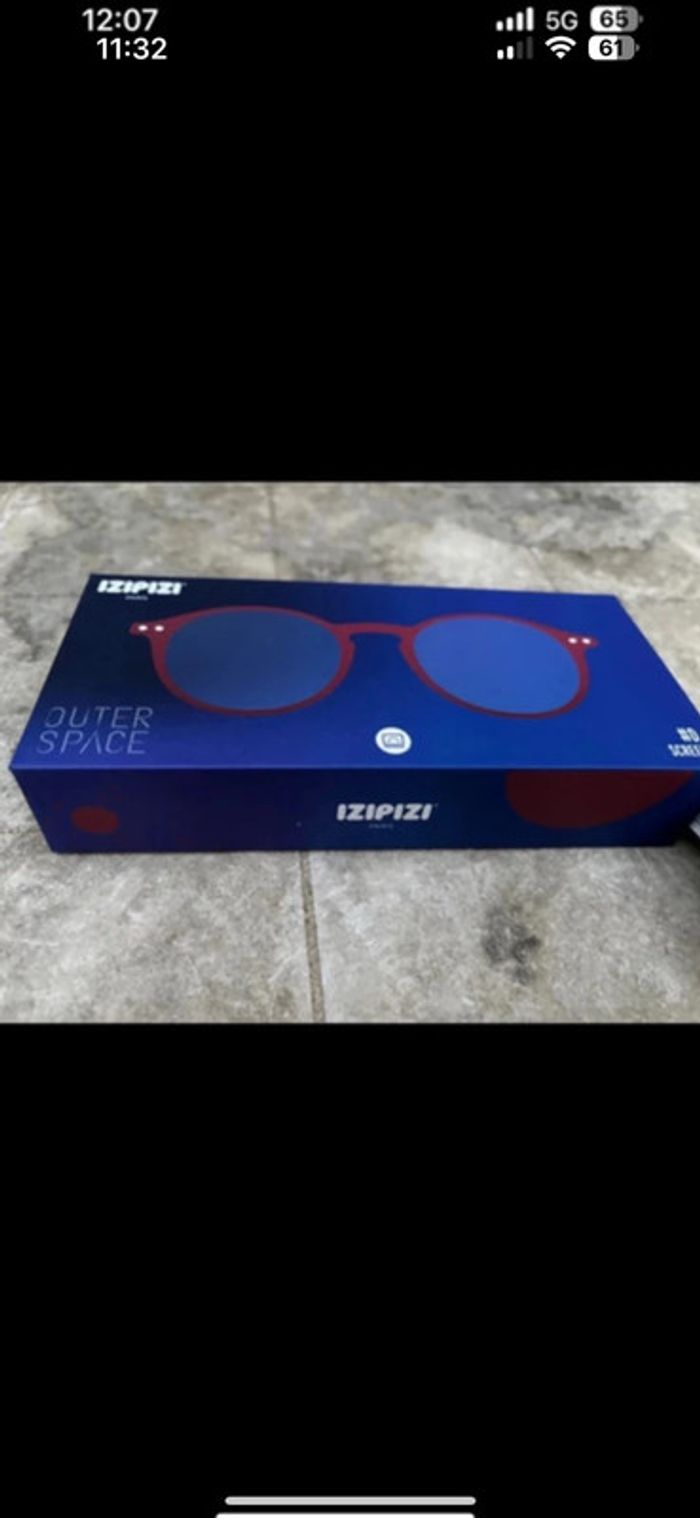 Lunettes Izipizi neuves – Modèle bordeaux - photo numéro 2