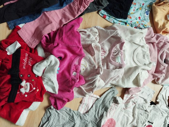 Lot vêtements fille 3 mois - photo numéro 8