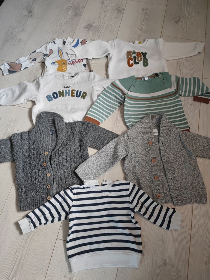 Lot de Vêtements garçon 24 mois - photo numéro 10