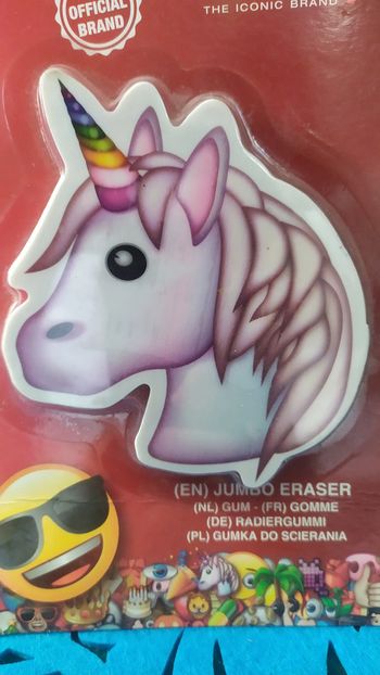 gomme neuve '' emoji licorne ''